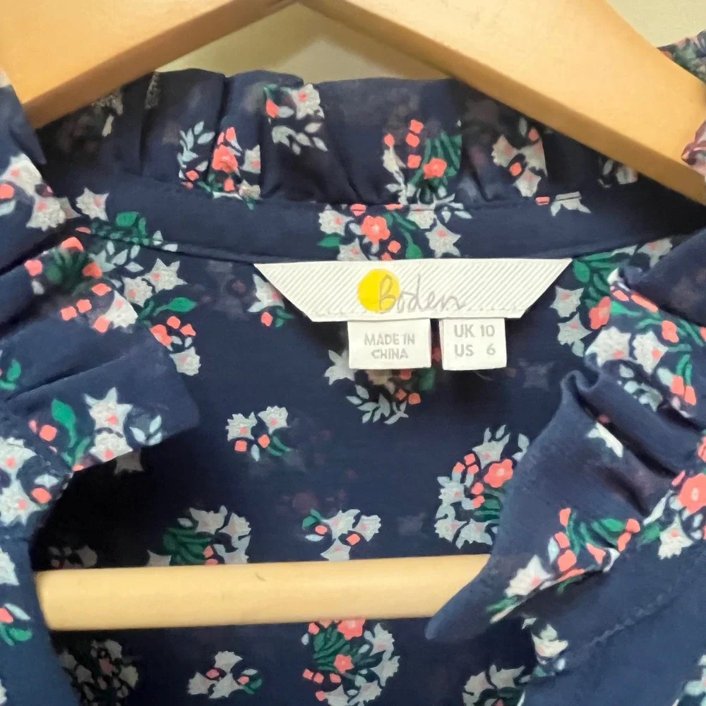 Boden Navy Blue Floral Ruffle High Neck Blouse W0289 Womens Size 6 Long Sleeve